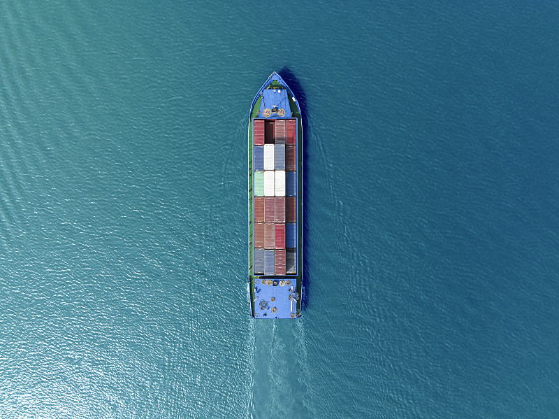 赫伯罗特：提高从亚洲到拉丁美洲的海运费