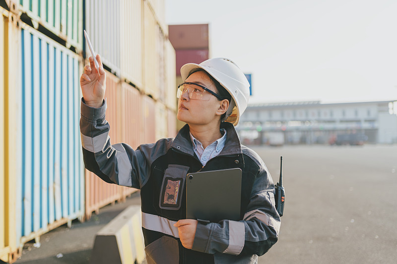 中远集团和关西涂料公司推出“改进”的镀锌集装箱