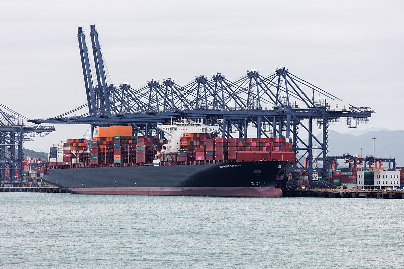 英国北海撞船事故更新:集装箱船船长被捕 英国北海撞船事故更新:集装箱船船长被捕