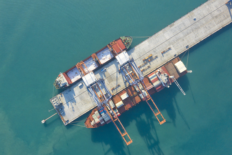 沪东中华推出全球最大双燃料25000箱集装箱船 沪东中华推出全球最大双燃料25000箱集装箱船