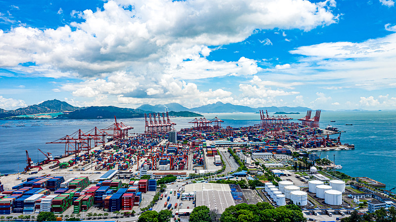 净零能耗仓库：未来物流基础设施的变革性范例