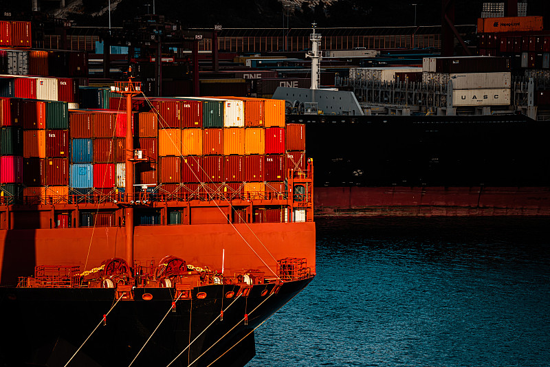 沙特港务局： 9 月份港口集装箱数量减少