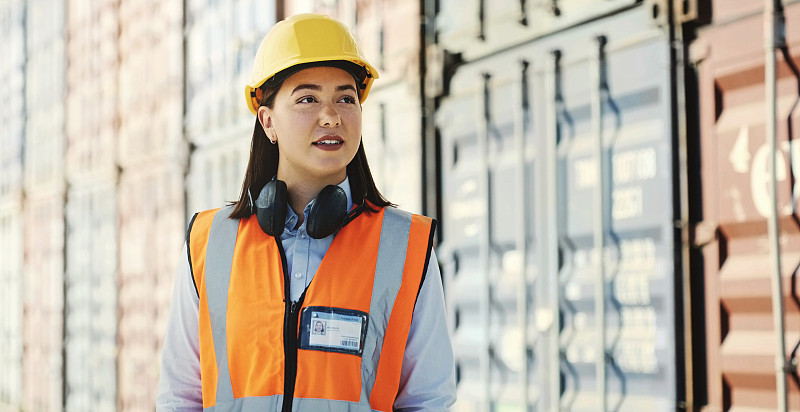 粤琼三港启动“并行港”物流新模式