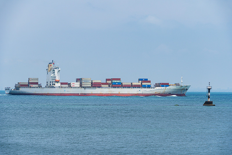 维萨亚斯集装箱码头欢迎首次CPX6挂靠服务