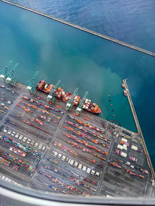 MSC旗下船只在敖德萨港口遇袭