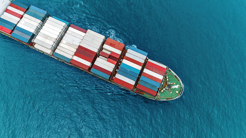 2025年将出现集装箱船供应过剩情况