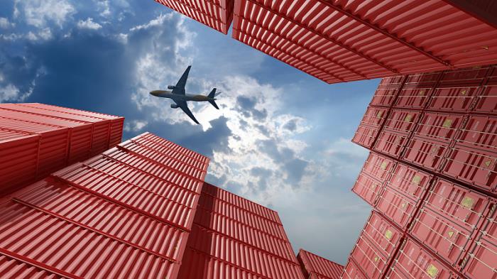 私人飞机零部件加急运输:哪种方式更靠谱?费用与注意事项全解析 私人飞机零部件加急运输:哪种方式更靠谱?费用与注意事项全解析