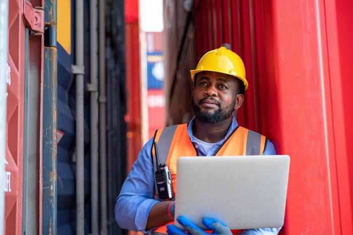 深圳市港陆国际物流有限公司相关基础数据