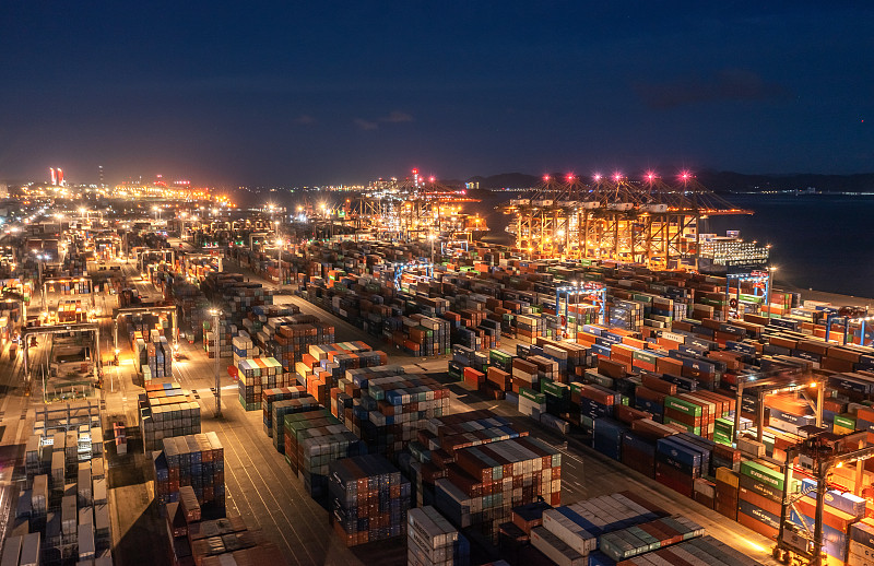 海运温哥华,海运温哥华一个集装箱的家具和钢琴多少钱