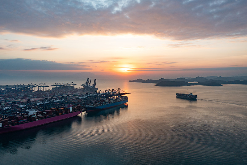 到加拿大海运多少钱一吨,到加拿大海运多少钱一吨货