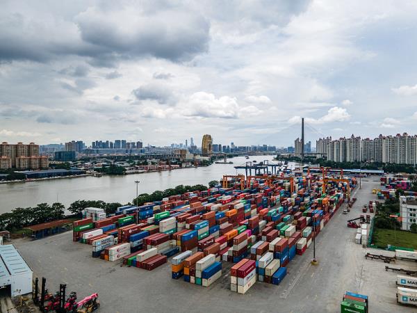 中国寄东西到加拿大走海运多少钱
