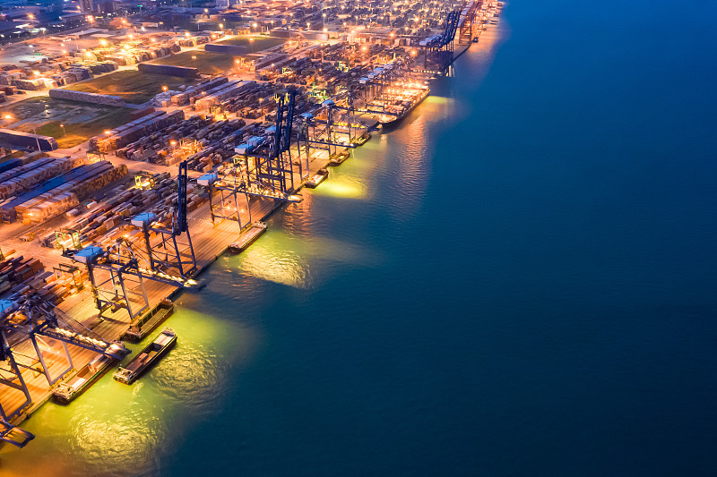 加拿大空运和海运有什么区别